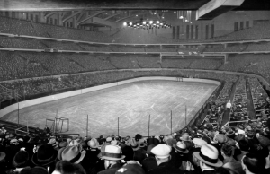 Chicago_Stadium_1930.thumb.jpeg.308852bf