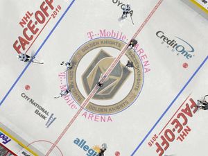 5bb21eb6c754d_nhl20092018-10-0116-07-40-38.thumb.jpg.41b918305269527f524321893613b28f.jpg